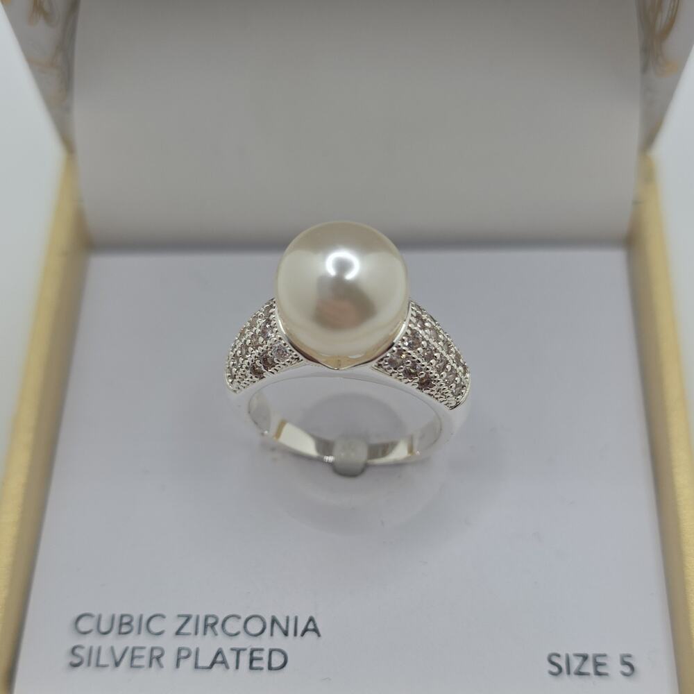 Pearl Cubic Zirconia Ring
